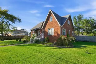610 E Talmer Ave, North Judson, IN 46366 - Photo 3
