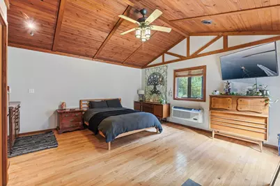 140 S Oxford Avenue, Beverly Shores, IN 46301 - Photo 25