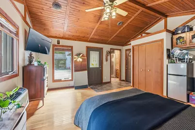 140 S Oxford Avenue, Beverly Shores, IN 46301 - Photo 27