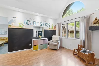 140 S Oxford Avenue, Beverly Shores, IN 46301 - Photo 13