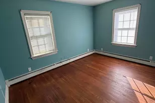 427 N Kelly St, Hobart, IN 46342 - Photo 9