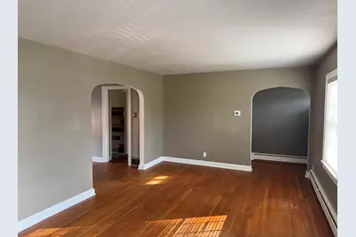 427 N Kelly Street, Hobart, IN 46342 - Photo 5
