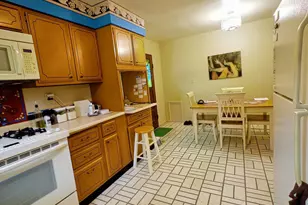 312 E Washington St, Kentland, IN 47951 - Photo 33