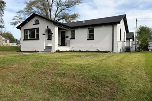4401 Washington St, Gary, IN 46408 - Photo 1