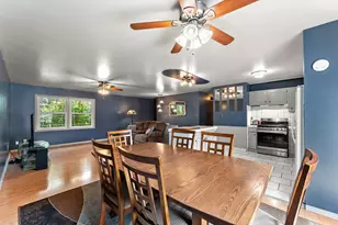 806 N Wheeler St, Griffith, IN 46319 - Photo 13