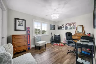 1517 Knighthood Dr, Dyer, IN 46311 - Photo 13