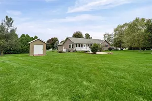 29 Pinehurst Dr, Valparaiso, IN 46383 - Photo 25