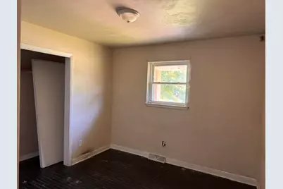 4349 Carolina Street, Gary, IN 46409 - Photo 5