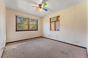 938 N 400 E, Chesterton, IN 46304 - Photo 13