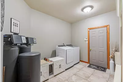 469 W 700 N, Valparaiso, IN 46385 - Photo 21