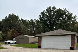 1031 N 200 W, Valparaiso, IN 46385 - Photo 17