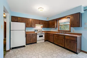 354 E 1300 N, Chesterton, IN 46304 - Photo 7