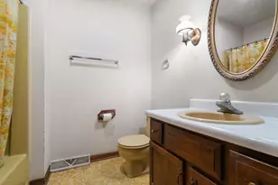 354 E 1300 N, Chesterton, IN 46304 - Photo 21