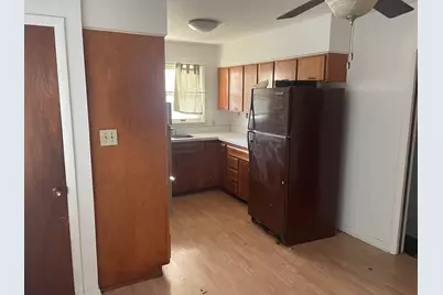560 N Tippecanoe Place, Gary, IN 46403 - Photo 7