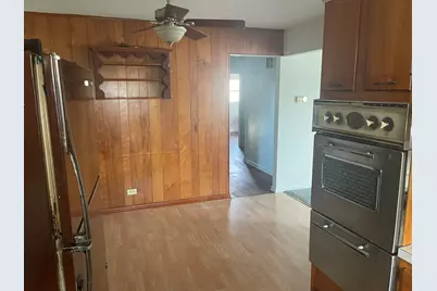 560 N Tippecanoe Place, Gary, IN 46403 - Photo 9