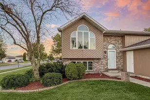 1401 W 97th Pl, Crown Point, IN 46307 - Photo 45