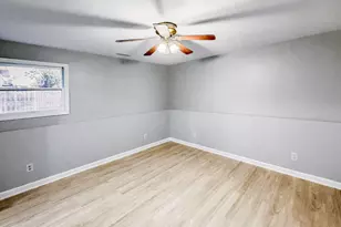 1401 W 97th Pl, Crown Point, IN 46307 - Photo 35