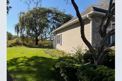 202 Kraus Drive, Valparaiso, IN 46383 - Photo 3