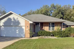 7114 Starling Dr, Schererville, IN 46375 - Photo 1