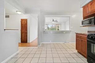 5021 Stagecoach Rd, Portage, IN 46368 - Photo 9