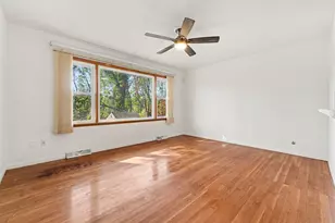 5021 Stagecoach Rd, Portage, IN 46368 - Photo 5
