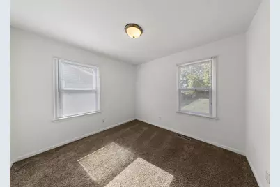 2828 Eleanor Street, Portage, IN 46368 - Photo 9