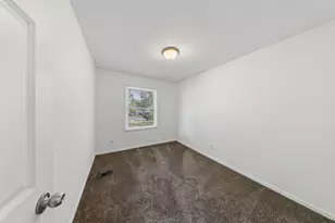 2828 Eleanor St, Portage, IN 46368 - Photo 7