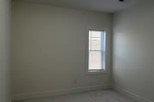 911 E 28th Ave, Lake Station, IN 46405 - Photo 19