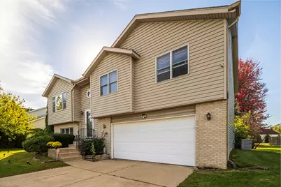 129 Pheasant Run Drive, Hobart, IN 46342 - Photo 3