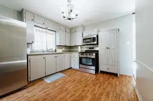 424 S Dickson St, Michigan City, IN 46360 - Photo 11