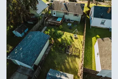 424 S Dickson Street, Michigan City, IN 46360 - Photo 5