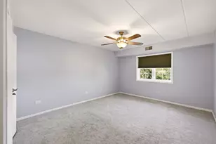 206 Swan Dr, Dyer, IN 46311 - Photo 5