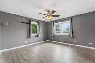 2426 Andrew Dr, Dyer, IN 46311 - Photo 9