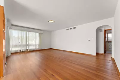 585 N Kelly Street, Hobart, IN 46342 - Photo 7