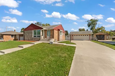 585 N Kelly Street, Hobart, IN 46342 - Photo 3