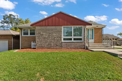 585 N Kelly Street, Hobart, IN 46342 - Photo 1
