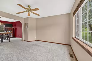 649 Yellowstone Dr, Hebron, IN 46341 - Photo 5