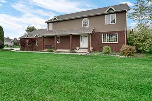 649 Yellowstone Dr, Hebron, IN 46341 - Photo 3