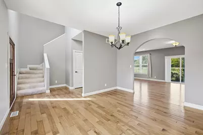 11126 N 1000 W, Demotte, IN 46310 - Photo 7