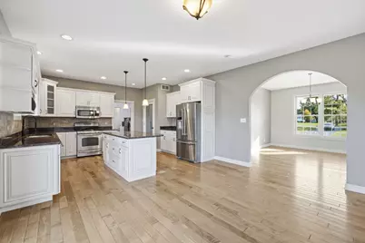 11126 N 1000 W, Demotte, IN 46310 - Photo 5