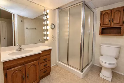 907 E 19th Street, La Porte, IN 46350 - Photo 25