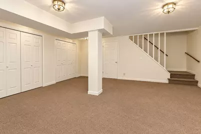 907 E 19th Street, La Porte, IN 46350 - Photo 33