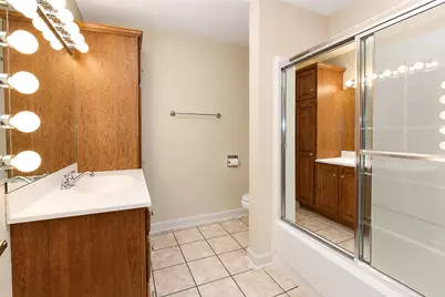 907 E 19th Street, La Porte, IN 46350 - Photo 27