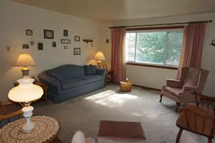 420 Sassafras Dr, Valparaiso, IN 46385 - Photo 5
