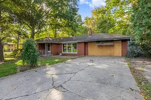 4931 Hillcrest St, Michigan City, IN 46360 - Photo 5