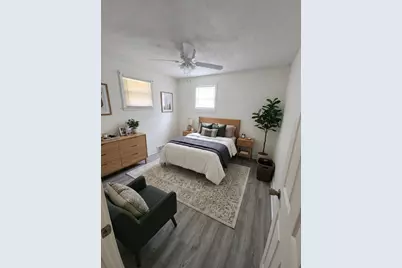 745 Ohio Street, Gary, IN 46402 - Photo 9