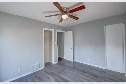 1012 Elmhurst Street, Valparaiso, IN 46385 - Photo 17