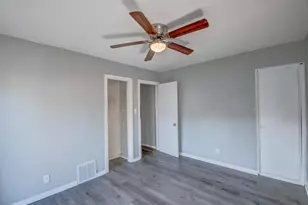 1012 Elmhurst St, Valparaiso, IN 46385 - Photo 17