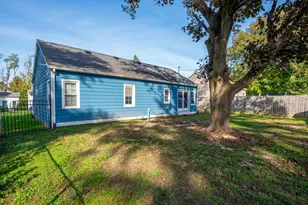 1012 Elmhurst St, Valparaiso, IN 46385 - Photo 27