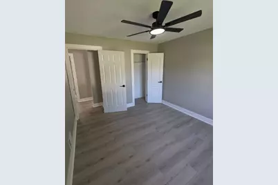 7049 California Avenue, Hammond, IN 46323 - Photo 17